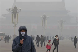 Mnet 163399 China Pollution Tourism 0
