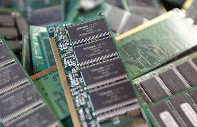 Mnet 107929 Toshiba Chips