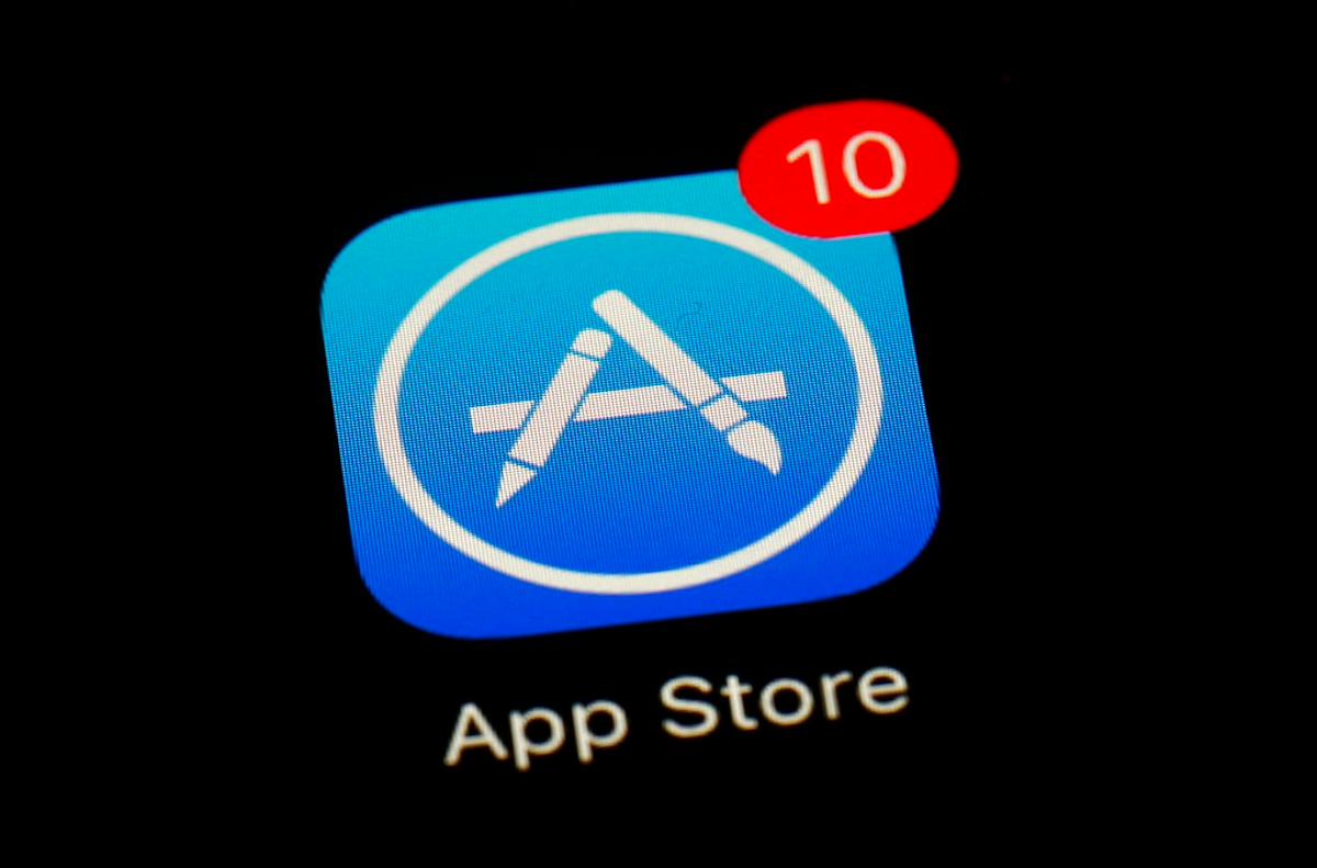 Iphone Sales Are Falling App Fees Might Be Next Manufacturing Business Technology