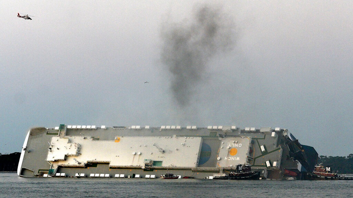 Overturned Ship S Fuel Tanks Drained Of 320 000 Gallons