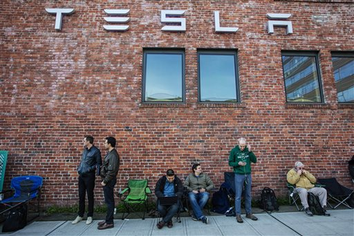 Tesla Demand 5804fb2b39545