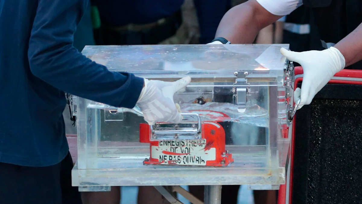 Crews Find Downed Jet's Data Recorder - Vimarsana News