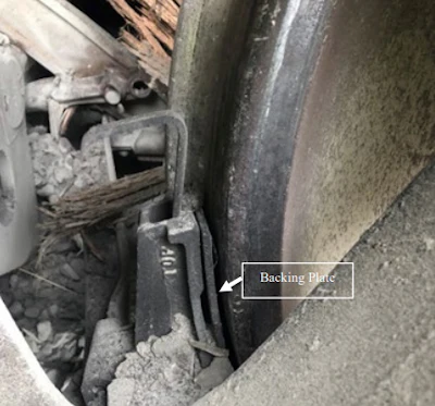 Striking train’s wheel set. Composite material is worn off the brake shoe.