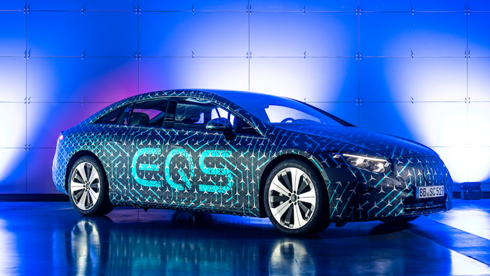 Dieses Foto, das vom deutschen Autobauer Mercedes präsentiert und im März 2021 aufgenommen wurde, zeigt ein EQS-Auto in Stuttgart.