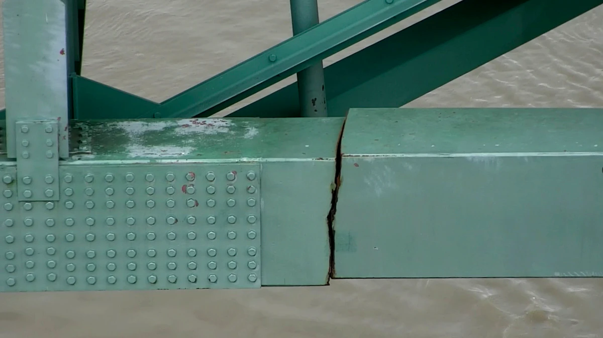 Repairs to Interstate Bridge Could Take Months - Vimarsana News