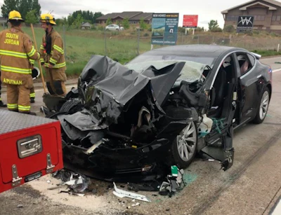 A series of crashes involving Tesla’s autopilot technology has prompted a federal investigation.