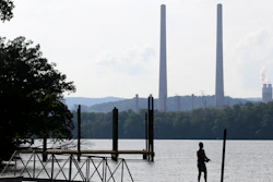 The largest public power company in the U.S. is launching a program to develop and fund new small modular nuclear reactors as part of its strategy to dramatically reduce greenhouse gas emissions.