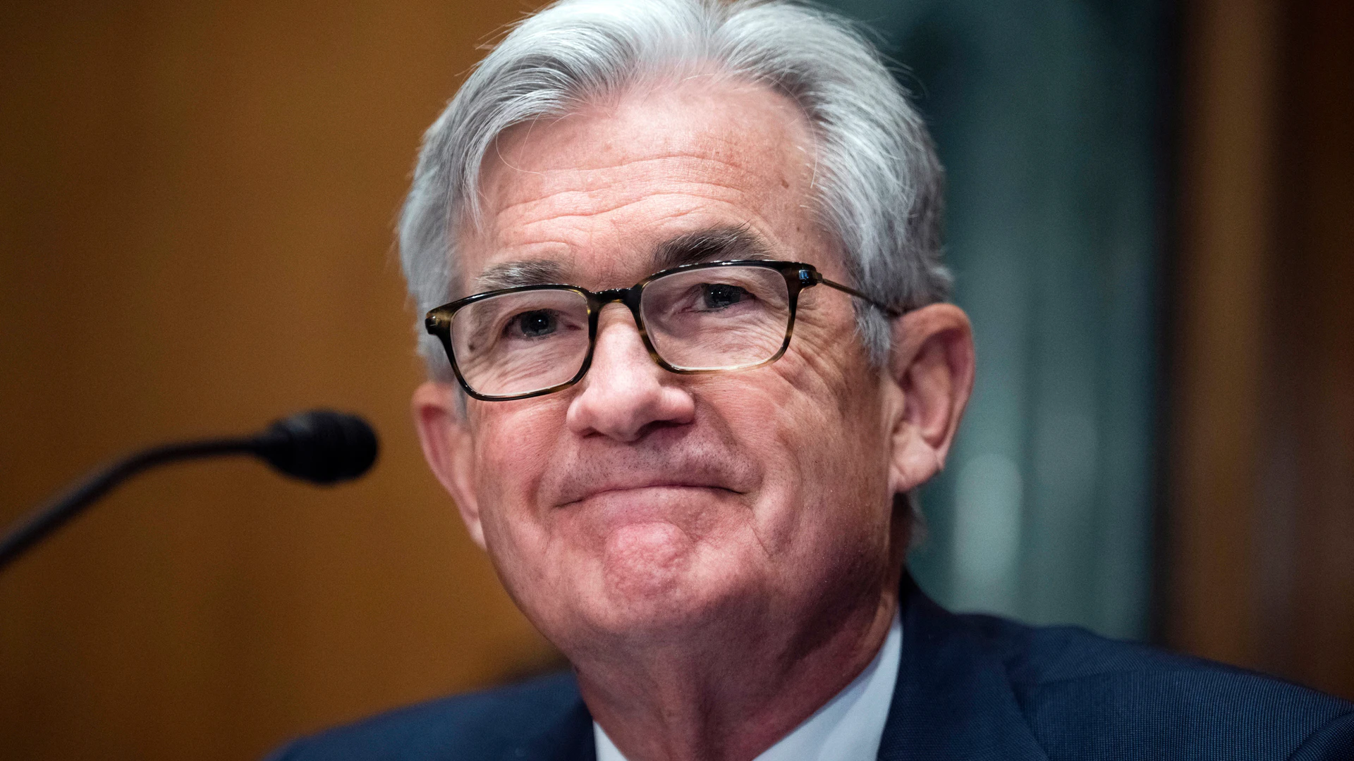 Why the Fed Is Worried About the Strongest Job Market in Decades - Vimarsana News