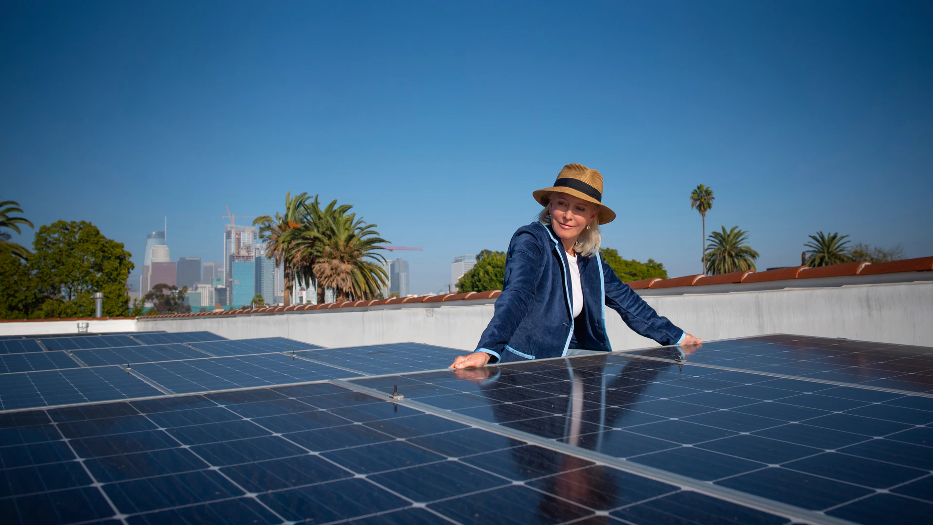 Wendy Schmidt Gives Big to Protect Oceans, Planet's Future - Vimarsana News