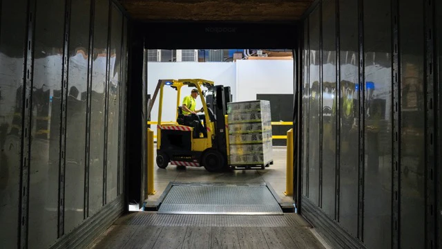 How Environmental, Social and Governance (ESG) Requirements Impact Your Material Handling Equipment Purchasing - Vimarsana News