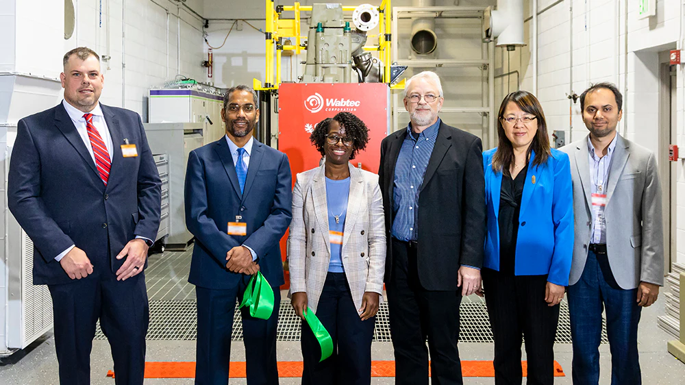 Researchers, Wabtec Collaborate on Hydrogen-Powered Trains - Vimarsana News