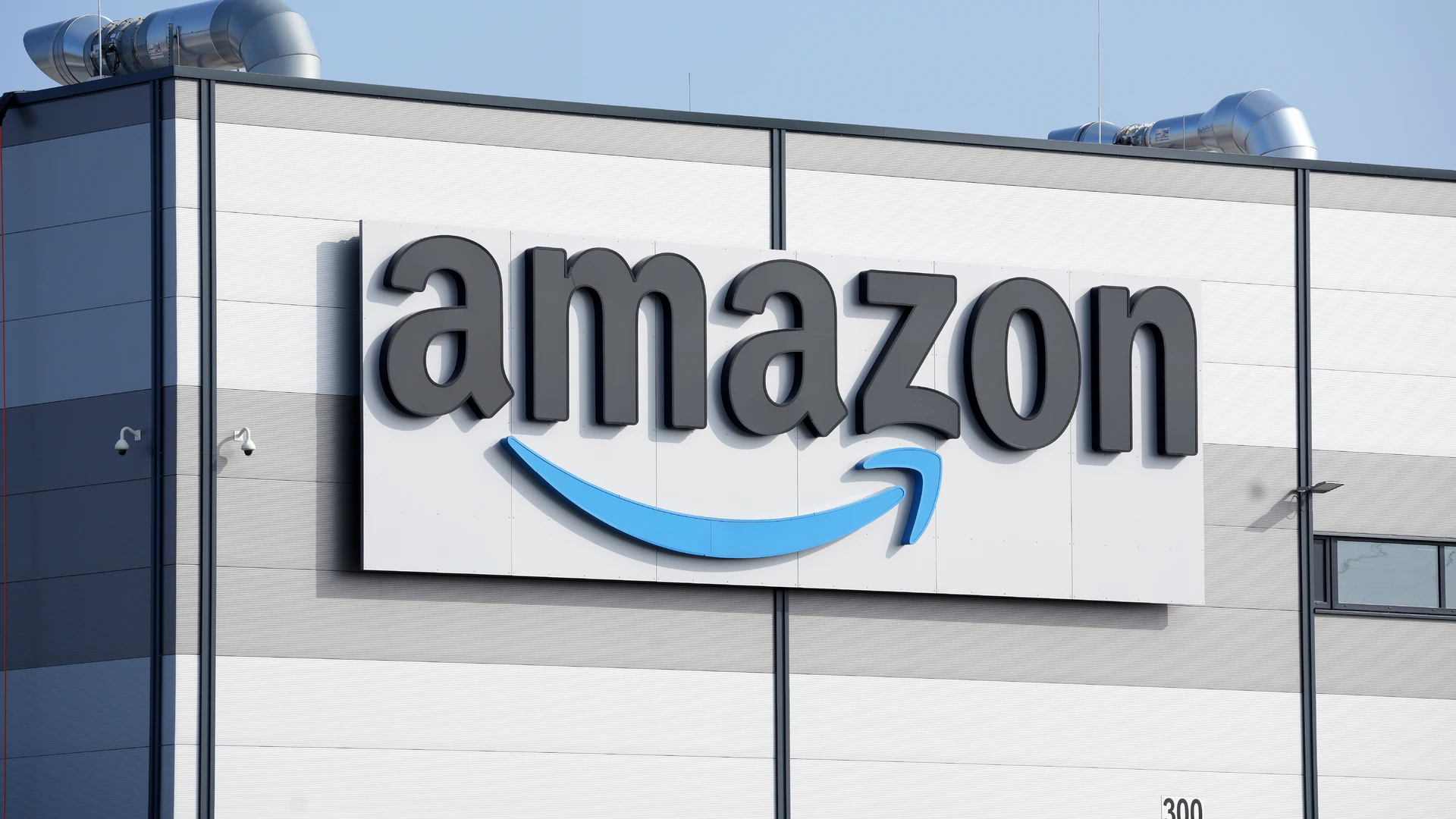 Spanish Court Says Amazon Delivery App Violated Labor Law - Vimarsana News