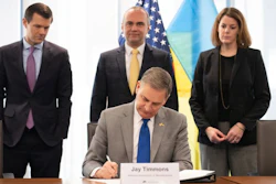 A photo from the recent 'Rebuilding Ukraine: Inaugural Conference of Manufacturers in the U.S. and Ukraine,' with NAM President and CEO Jay Timmons in the foreground. The conference included representatives from a diverse range of companies from both countries, who spoke to the challenges ahead and the need to support Ukraine as it rebuilds.