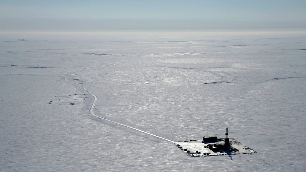Biden OKs Major Willow Oil Drilling in Alaska Over Protests - Vimarsana News