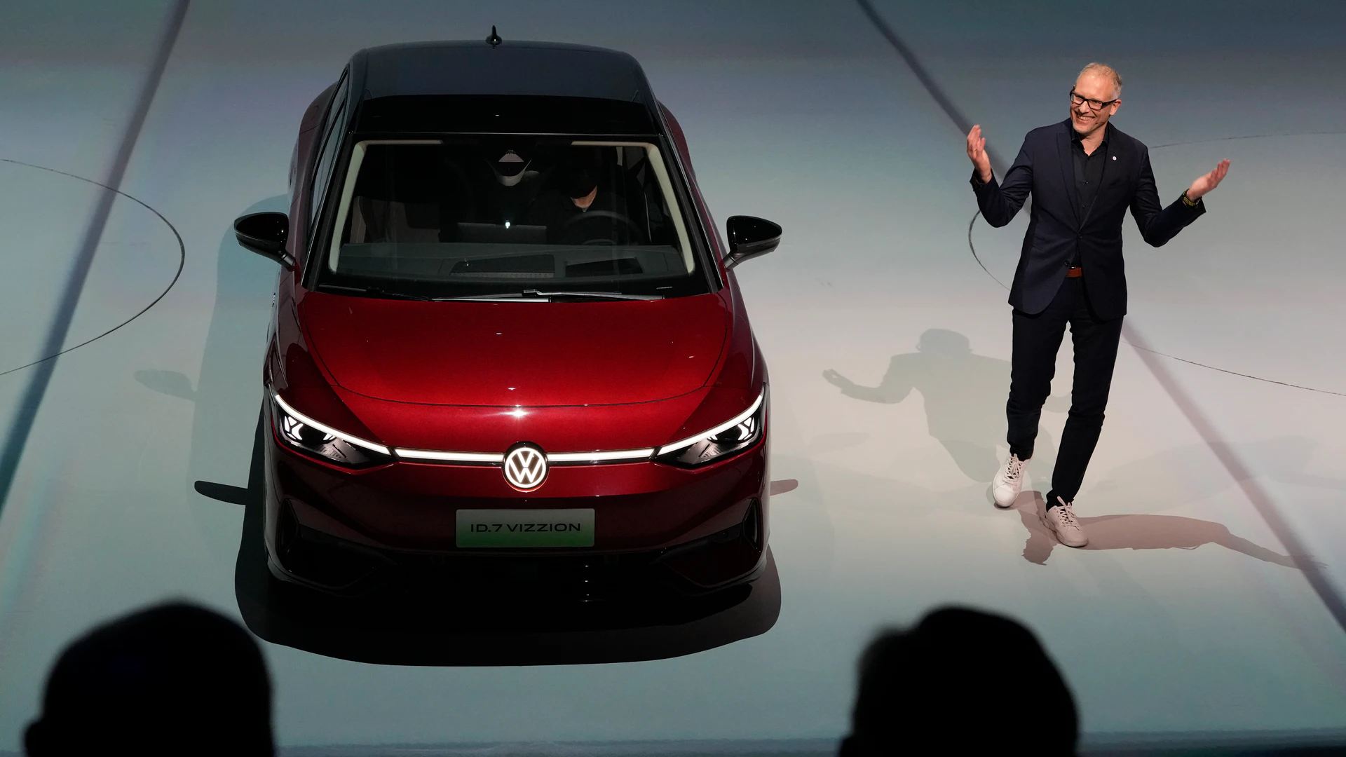 Volkswagen Unveils Electric Luxury Sedan - Vimarsana News