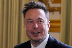 Elon Musk poses prior to his talks with French President Emmanuel Macron, May 15, 2023 at the Elysee Palace in Paris.