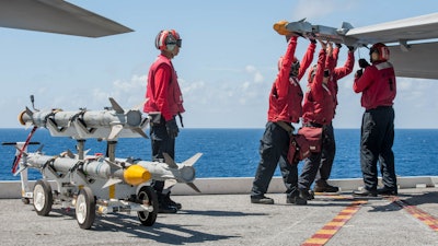 Raytheon 160904 N Oi810 852 Aim 9 X Precision Weapons Pic 2 Id 6a097ae84334