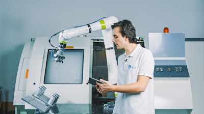 OnRobot’s D:PLOY platform removes a huge amount of manual work for integrators by automating program logic, signals exchange, event handling and robot motion planning.