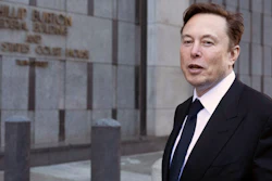 Elon Musk leaves the Phillip Burton Federal Building and United States Court House in San Francisco, Tuesday, Jan. 24, 2023.