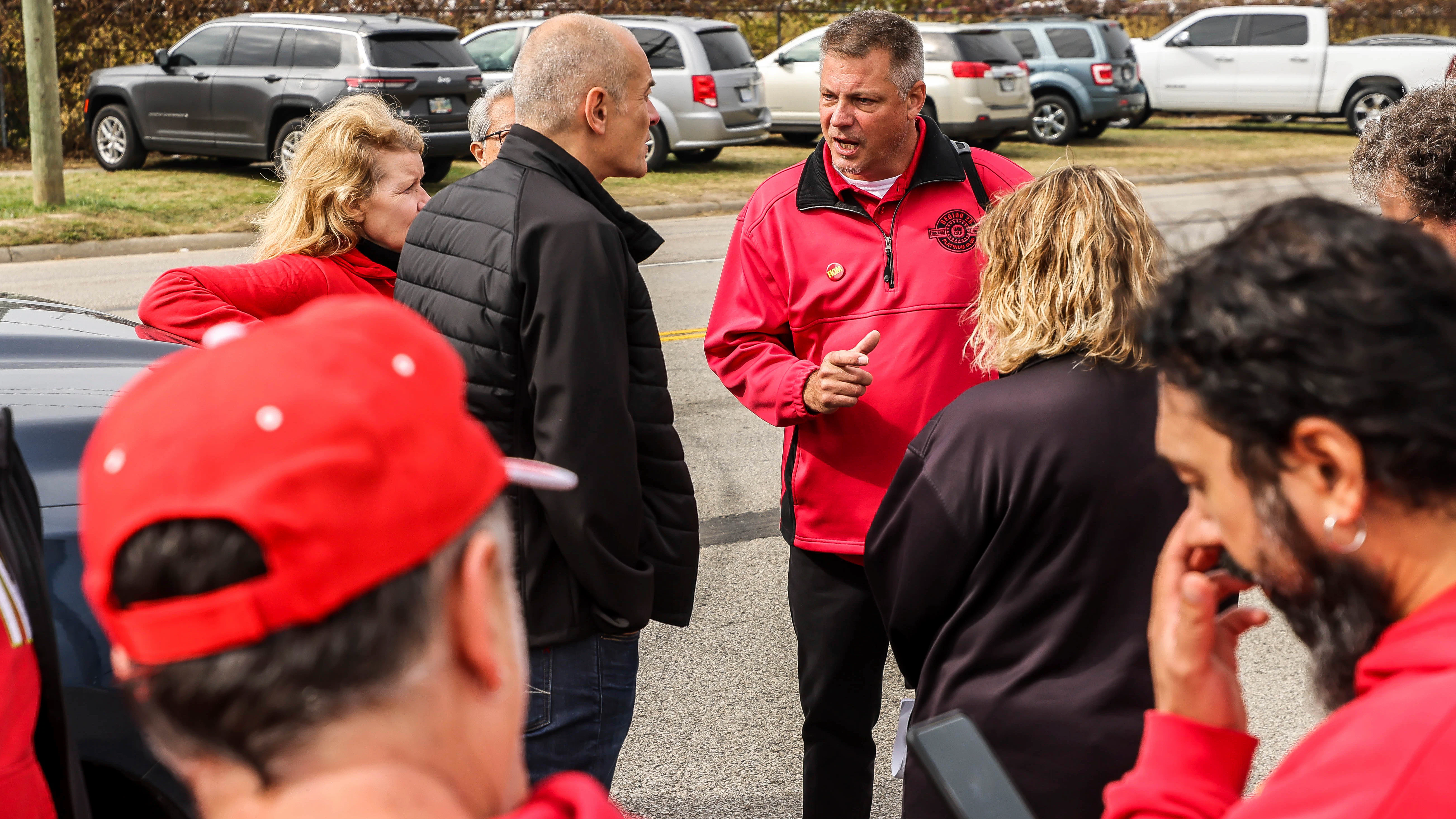 Ford Reaches Spending Limit for New Contract with Striking Autoworkers - Vimarsana News