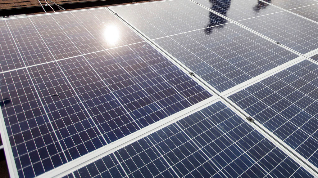 Coal-Producing West Virginia Converting Entire School System to Solar Power - Vimarsana News