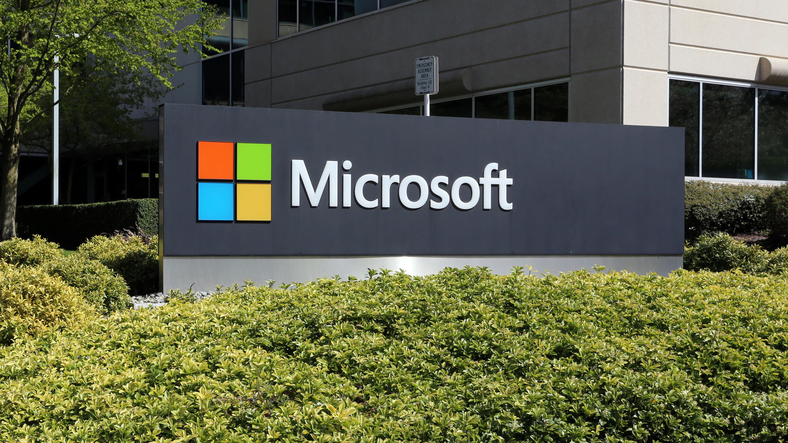 Microsoft Says U.S. Rivals Are Using Generative AI in Offensive Cyber Operations - Vimarsana News