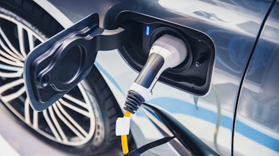 Ev
