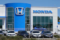 A Honda dealership in Vista, CA.