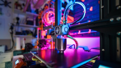 3D printing interior.