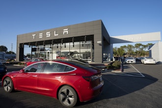 Tesla showroom and service center in Sunnyvale, California.
