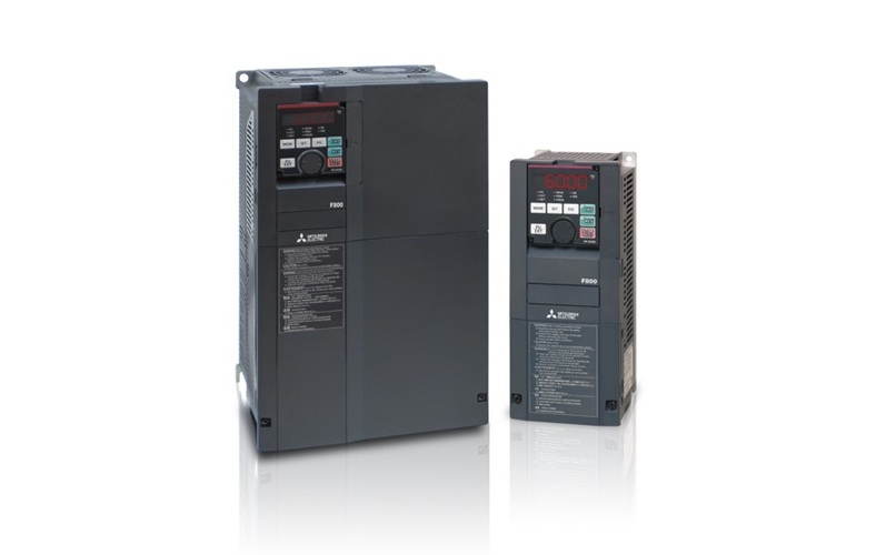 Mitsubishi Electric FR-F800 series variable frequency drives in dark gray with digital control panels